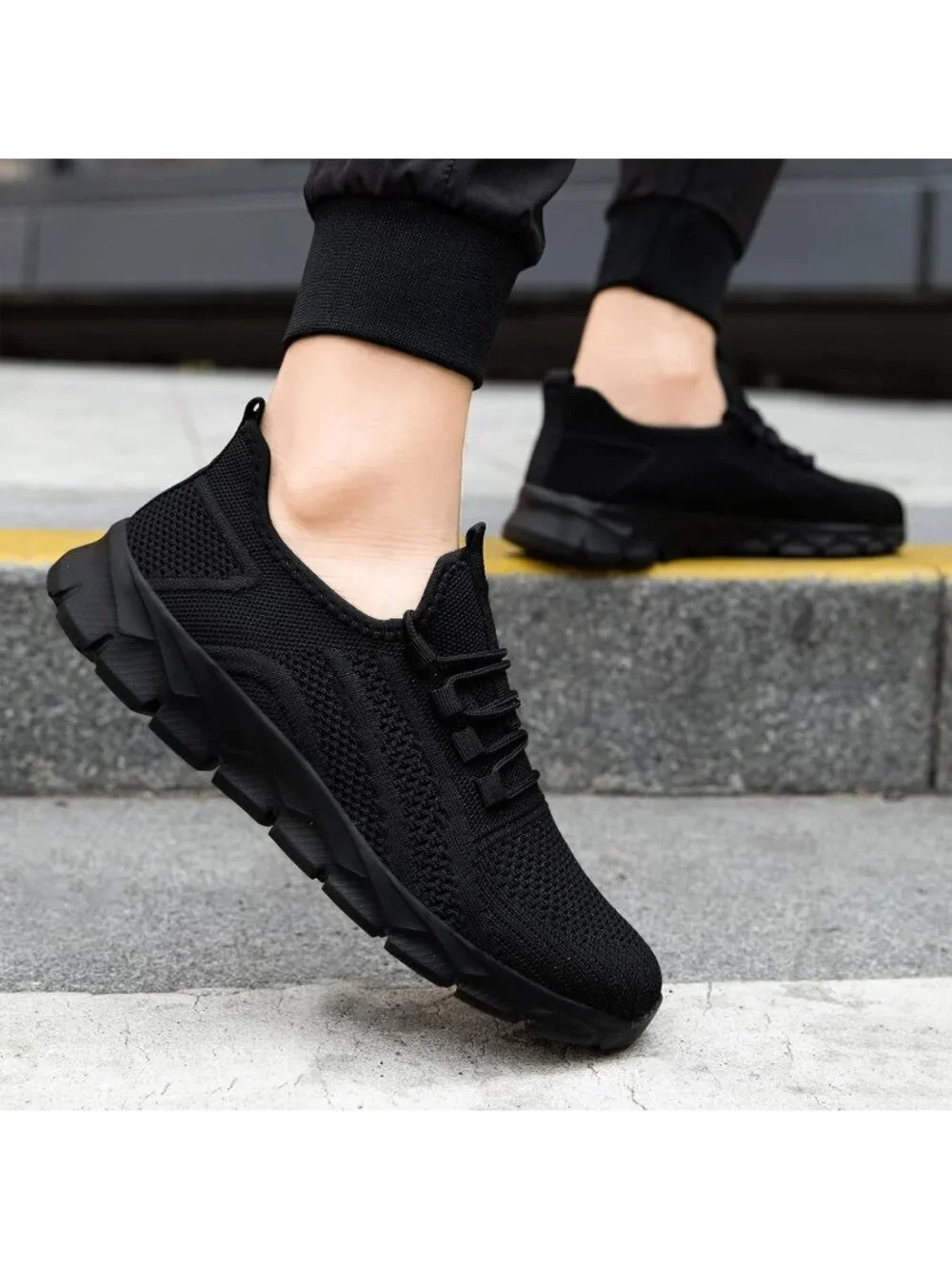 Men's Black Running Shoes Fashion Sneakers Tennis Walking Casual Athletic Shoes